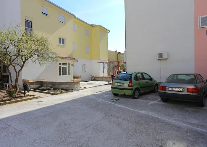 With Parking Space - 10362 Appartamento *