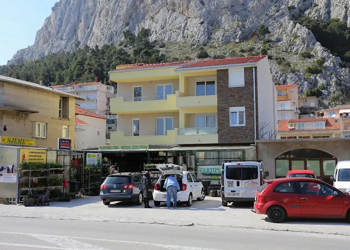 Appartamento With Parking Space - 10362 Omiš